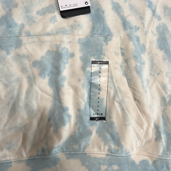 Nike Sportswear Washed Jersey Cloud Hoodie
Size Large | NWT | Retail $75 - Picture 10 of 13